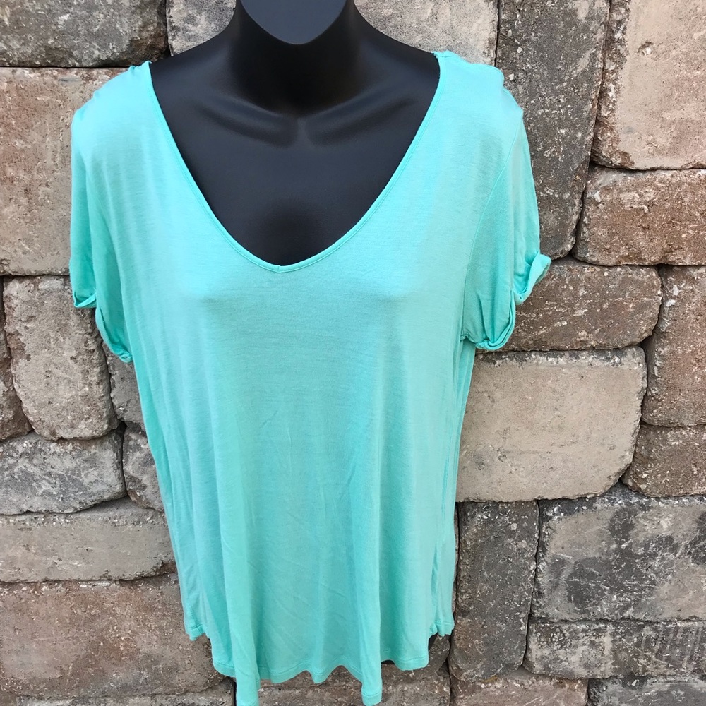 ✅Deal Beautiful aqua blouse